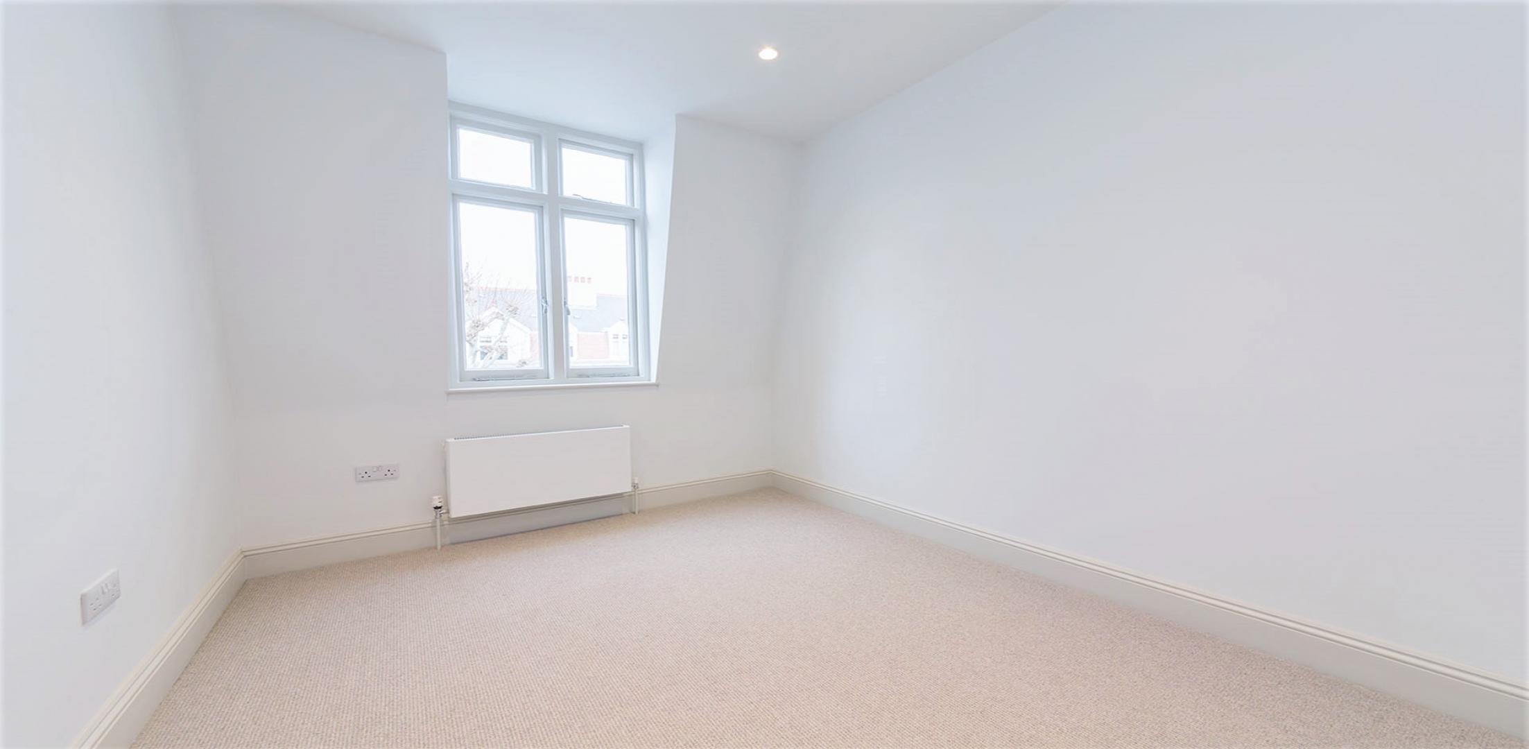 			3 Bedroom, 1 bath, 1 reception Flat			 Castellain Road, MAIDA VALE